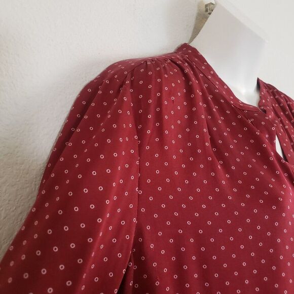 Nordstrom Collection women's top Medium Red Printed Silk Business Casual Classic - Picture 5 of 11